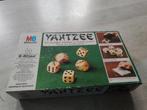 Yahtzee MB Spellen - Klassiek dobbelspel!, Hobby en Vrije tijd, Gezelschapsspellen | Bordspellen, Ophalen of Verzenden, Consumercare@hasbro.nl