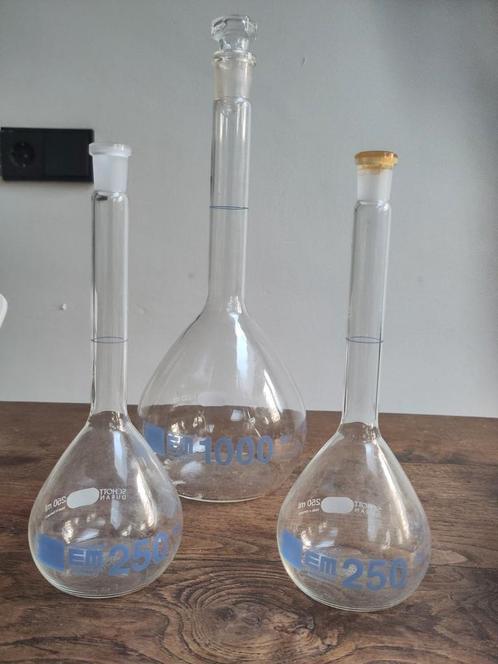 3 Volumetrische maatkolven - 250 ml & 1000 ml (Schott DURAN), Hobby en Vrije tijd, Overige Hobby en Vrije tijd, Gebruikt, Ophalen of Verzenden