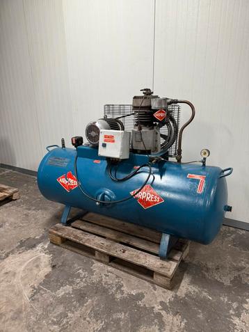 Airpress K500 700 Super compressor beschikbaar voor biedingen