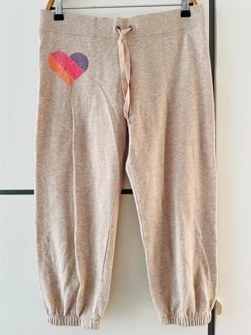 Victoria’s Secret Supermodel Capri Sweatpants Size S/P Beige beschikbaar voor biedingen