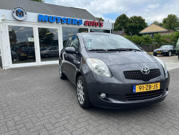 Toyota YARIS 1.3 VVTi Sol, AIRCO, LEER, zeer mooie auto! beschikbaar voor biedingen