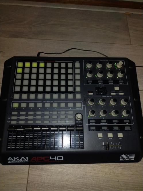 Akai APC40 MK1 – Classic Ableton Controller!, Muziek en Instrumenten, Midi-apparatuur, Zo goed als nieuw, Ophalen of Verzenden