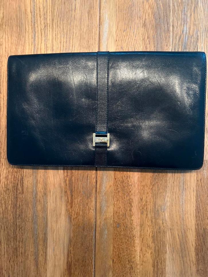 Etienne Aigner Clutch - Elegant en Tijdloos, Sieraden, Tassen en Uiterlijk, Tassen | Damestassen, Gebruikt, Avondtasje, Blauw