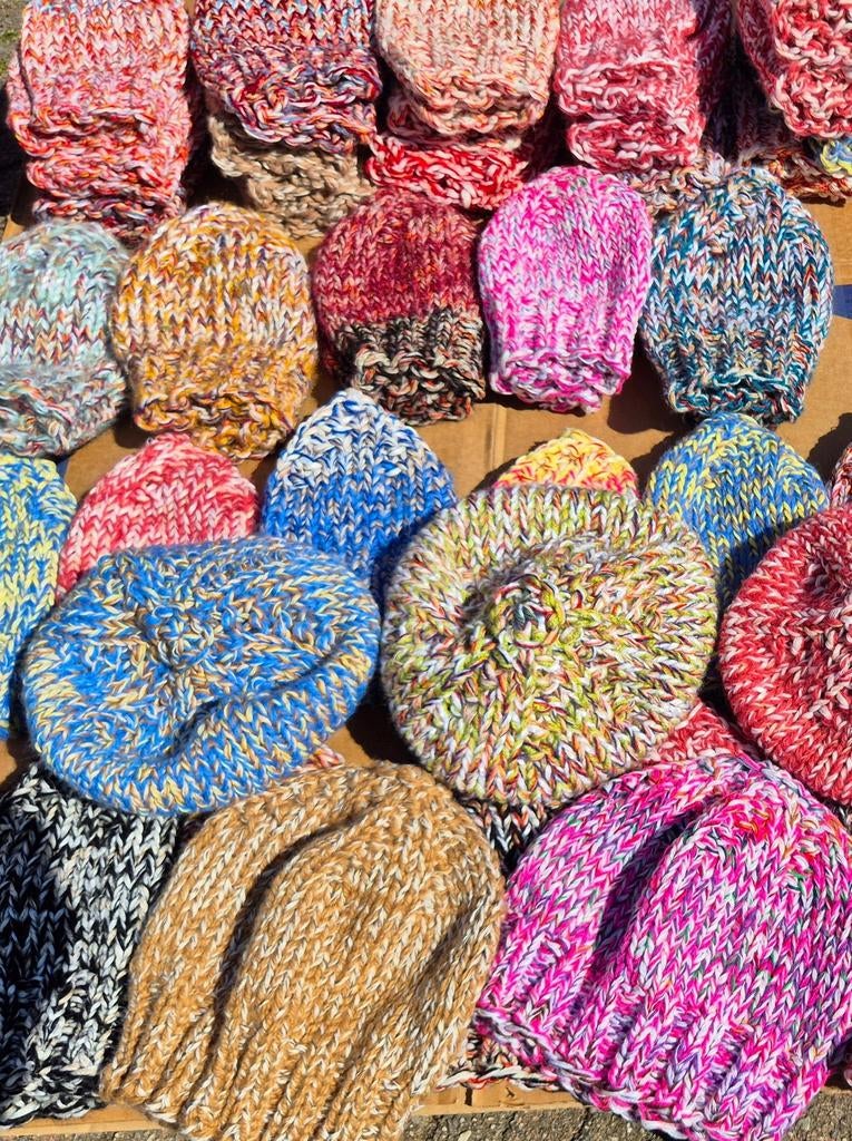 Gezocht / Gevraagd : GRATIS breigaren voor het goede doel, Doe-het-zelf en Verbouw, Gereedschapskisten, Ophalen of Verzenden