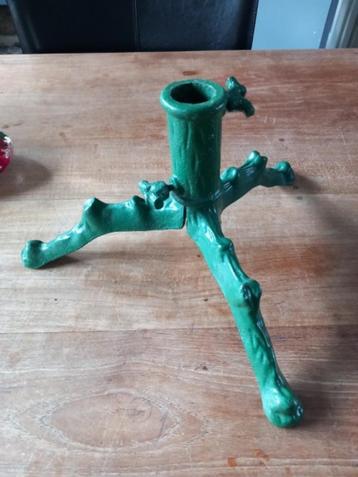 Kerstboomstandaard beschikbaar voor biedingen