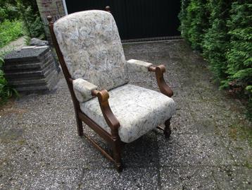 Eiken fauteuil met hoge zitting beschikbaar voor biedingen