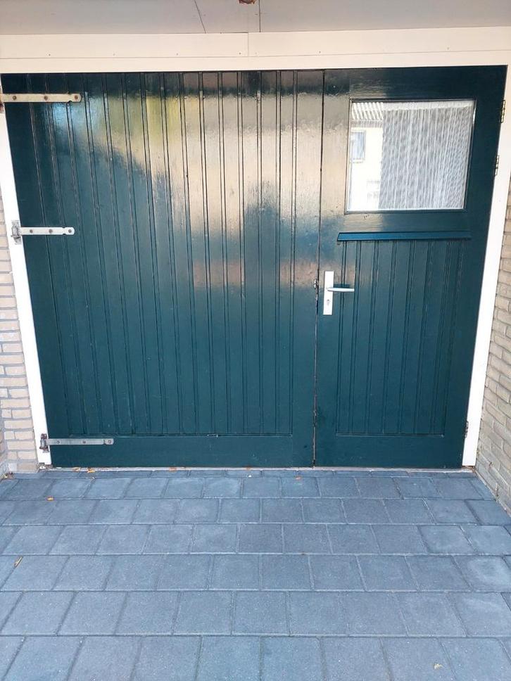 Houten Garagedeuren - Stevig en Betrouwbaar, Doe-het-zelf en Verbouw, Deuren en Horren, Gebruikt, Garagedeur, 215 cm of meer, 120 cm of meer