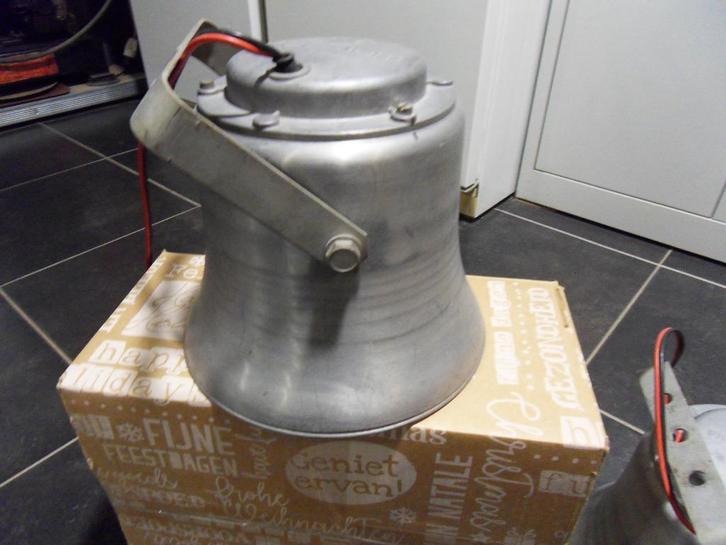 Philips hoornspeakers, Audio, Tv en Foto, Luidsprekers, Zo goed als nieuw, Front, Rear of Stereo speakers, Minder dan 60 watt