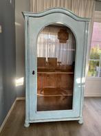 Antieke kast, Ophalen