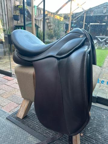 Anatomica octant S-line close contact dressuurzadel - bruin  beschikbaar voor biedingen