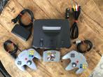 Nintendo 64 + 2x controller nw pookje + Mario Kart + S-video, Met 2 controllers, Ophalen of Verzenden, Zo goed als nieuw, Met games