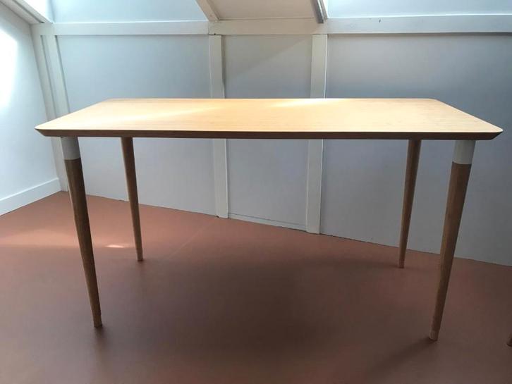 Ikea Anfallare tafelblad 140x65 en 4 poten bamboe, Huis en Inrichting, Bureaus, Gebruikt, Ophalen