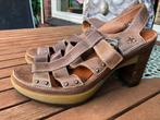 Mooie Dr. Martens sandalen maat 39, Kleding | Dames, Schoenen, Bruin, Sandalen of Muiltjes, Ophalen of Verzenden, Dr. Martens
