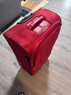 Large Red Softshell Suitcase – Good Condition, Ophalen, Zo goed als nieuw, Hard kunststof, 70 cm of meer