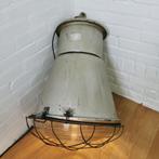 Vintage industriële lamp, fabriekslamp, hanglamp, Valkenswaard, Gebruikt, Info@flashbackfurniture.nl, Flashback Furniture