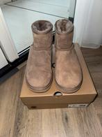 Classic Mini II Caribou, UGG, Bruin, Snowboots, Nieuw