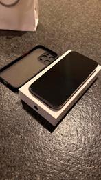 Iphone 15 Pro 256 gb incl Accessories, Zwart, Zo goed als nieuw, IPhone 15 Pro, Ophalen