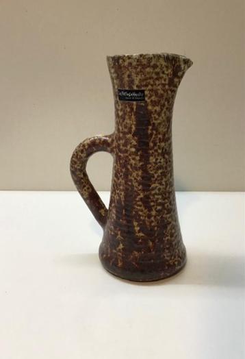 Mooie gave vaas met oor, Les Potiers d’ Aqoffty beschikbaar voor biedingen