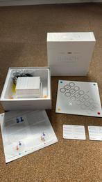 Iknow bordspel! Inschatten, hints en bluffen, Hobby en Vrije tijd, Gezelschapsspellen | Bordspellen, Ophalen of Verzenden, Zo goed als nieuw