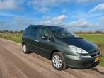 Peugeot 807 2.0 16V 2006 Grijs, Auto's, Peugeot, Voorwielaandrijving, Stof, 4 cilinders, Handgeschakeld