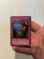 Yugioh 2002 LOB E046 OG print Trap hole NM, Ophalen of Verzenden, Nieuw, Losse kaart