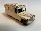 Dinky toys daimler ambulance, Ophalen of Verzenden, Zo goed als nieuw, Auto, Dinky Toys