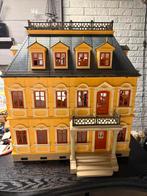 Playmobil nostalgisch poppenhuis inc uitbreiding setjes, Ophalen, Zo goed als nieuw