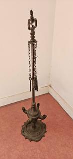 Antieke Bronzen Olie Lamp Standaard, Ophalen of Verzenden, Koper of Brons
