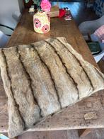 Nepbont kussen bruintinten., Ophalen, Zo goed als nieuw, Vierkant