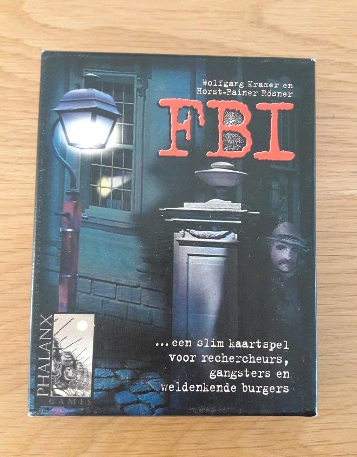 FBI Kaartspel, Hobby en Vrije tijd, Gezelschapsspellen | Kaartspellen, Zo goed als nieuw, Een of twee spelers, Drie of vier spelers