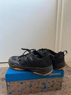 Tennis of badminton schoenen decathlon (maat 44), Overige merken, L00, Schoenen, Ophalen of Verzenden