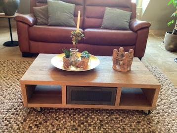 Salontafel beschikbaar voor biedingen