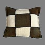 Kussen gemaakt van wollen dekens, Ophalen of Verzenden, Nieuw, Overige kleuren, Vierkant