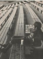 Retro reclame 1969 Melk zuivel jongetje op sporttribune, Verzenden, Overige typen