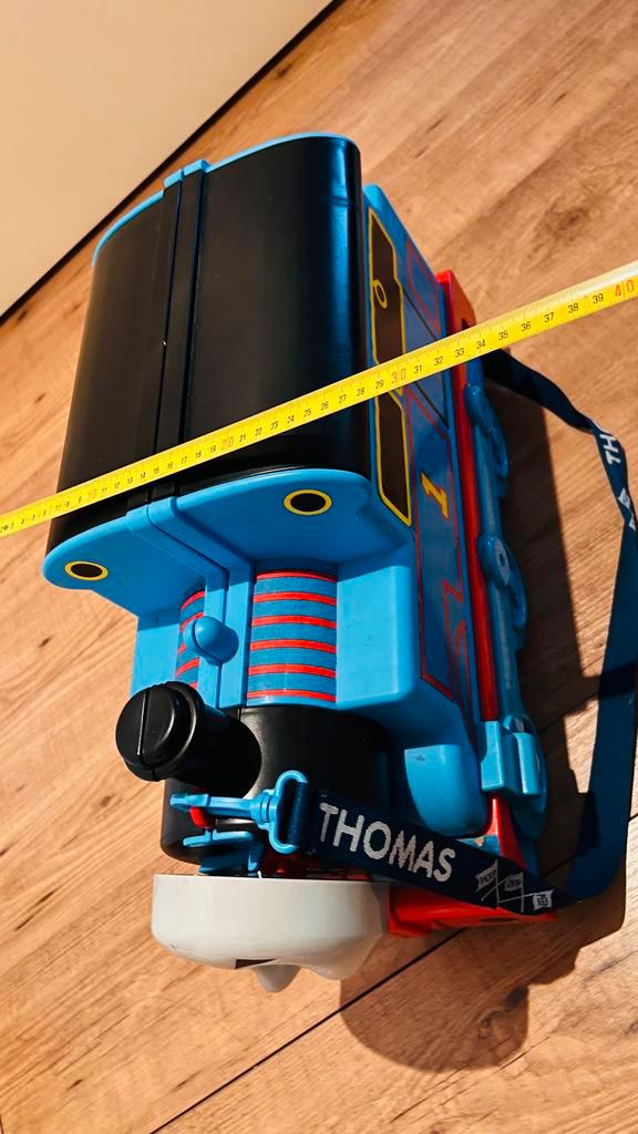 Thomas & Friends Thomas Wheel-Around Kinderkoffer, Kinderen en Baby's, Speelgoed | Thomas de Trein, Zo goed als nieuw, Ophalen of Verzenden