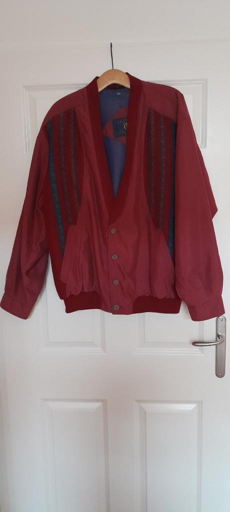 heren vest, Kleding | Heren, Truien en Vesten, Zo goed als nieuw, Maat 52/54 (L), Rood, Ophalen of Verzenden