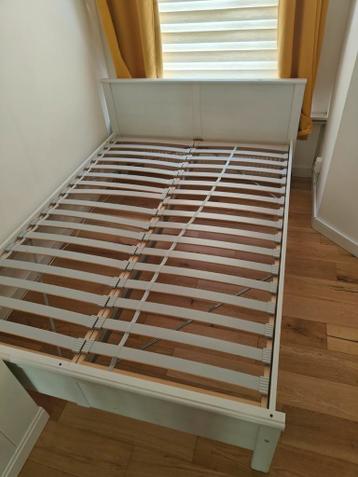 Ikea Bedframe inclusief lattenbodem - afbeelding 1