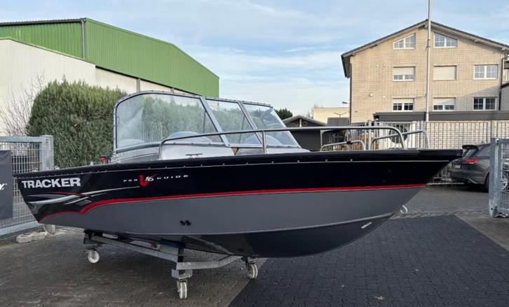 Tracker Pro Guide V165 WT, Watersport en Boten, Vis- en Consoleboten, Gebruikt, 70 pk of meer, 3 tot 6 meter, Benzine, Geen motor