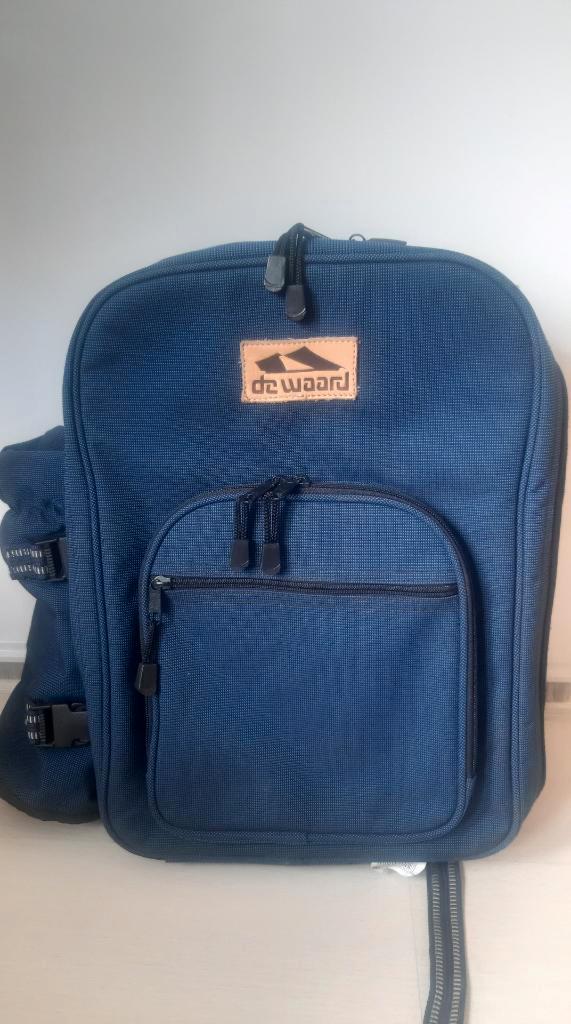 Complete Camping / Kampeer uitrusting - noodpakket, Caravans en Kamperen, Kampeeraccessoires, Zo goed als nieuw, Ophalen