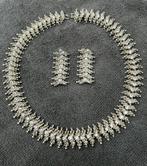 Ketting-Oorbellen-Horloge Set, Overige materialen, Ophalen of Verzenden, Zo goed als nieuw, Zilver