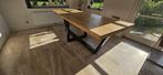Eiken tafel met stalen onderstel, Huis en Inrichting, Tafels | Eettafels, Ophalen, 200 cm of meer, 50 tot 100 cm, Zo goed als nieuw