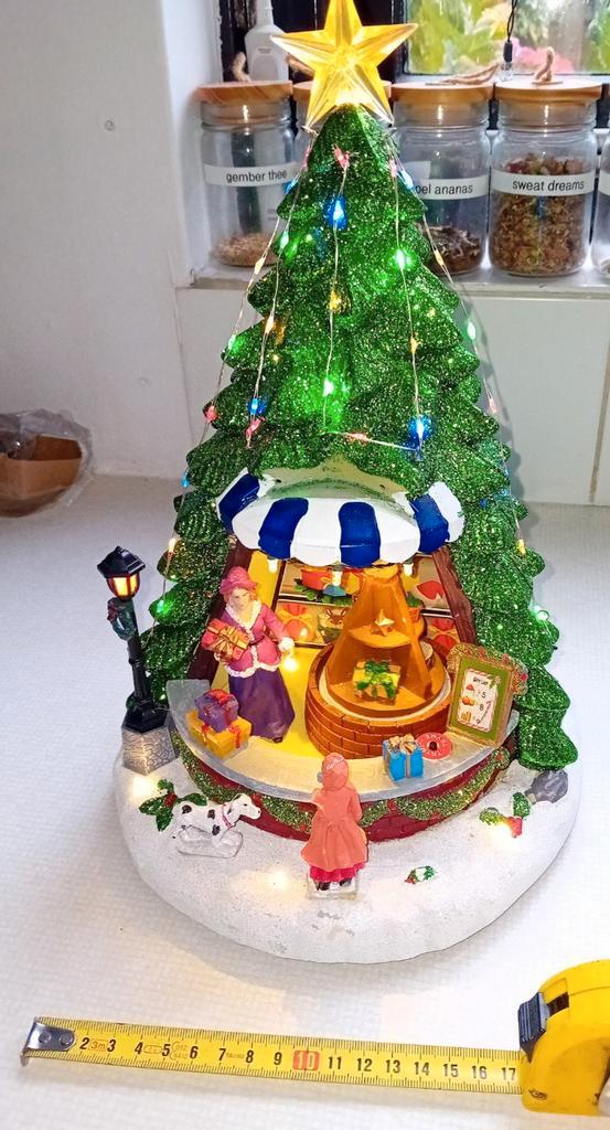 kersthuisje in de vorm van een kerstboom met lichtjes geluid, Diversen, Kerst, Gebruikt, Ophalen of Verzenden