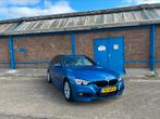 BMW 3-Serie 318i M sport Aut 2018 Estoril Blauw, Automaat, 1350 kg, Blauw, 1465 kg