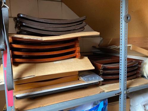 4 X 4 klapstoelen, waarvan 4 X kunststof en 3 X 4 Hout, Huis en Inrichting, Stoelen, Gebruikt, Vijf, Zes of meer stoelen, Hout