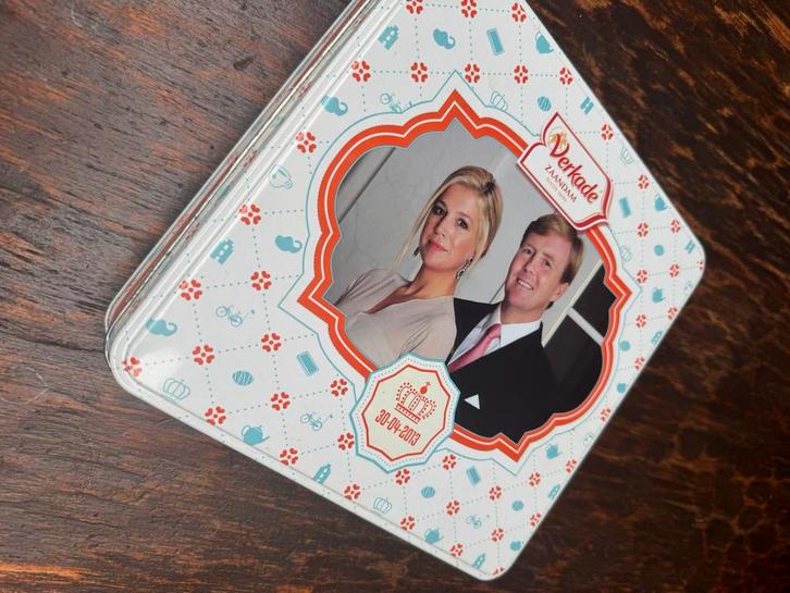 Koninklijk Verkade blik 2013 Willem-Alexander & Máxima, Verzamelen, Koninklijk Huis en Royalty, Nieuw, Overige typen, Nederland
