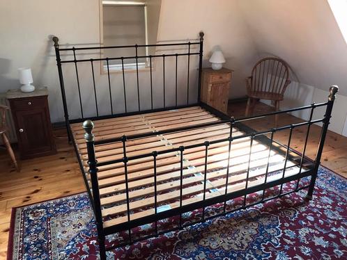 Spijlenbed van Ikea 180x200, Huis en Inrichting, Slaapkamer | Bedden, Gebruikt, Tweepersoons, 180 cm, 200 cm, Metaal, Zwart, Ophalen