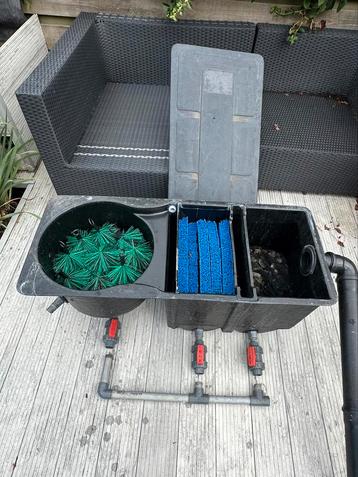 Compleet set filterbak, uvc lamp en vijverpomp. beschikbaar voor biedingen