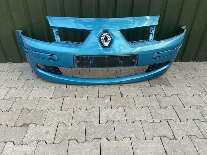 Voorbumper renault modus  8200259247 Origineel, Auto-onderdelen, Carrosserie en Plaatwerk, Bumper, Voor, Gebruikt, Ophalen of Verzenden