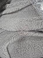 Teddy Stof - 3 Meter, Hobby en Vrije tijd, Stoffen en Lappen, Verzenden, 120 cm of meer, Polyester, Grijs