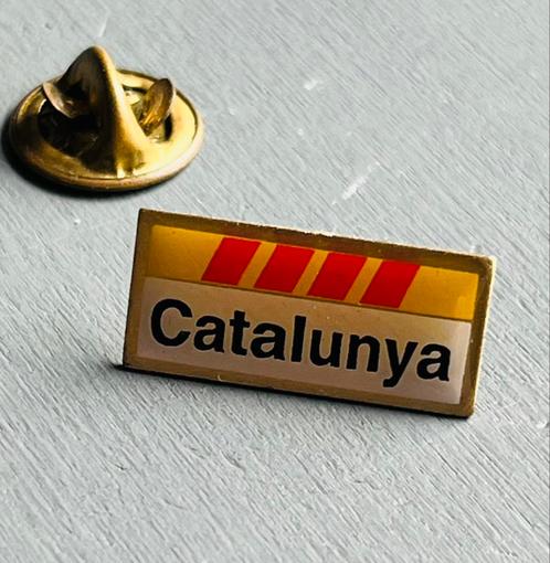 Catalunya pin - Spanje Catalonië, Verzamelen, Speldjes, Pins en Buttons, Zo goed als nieuw, Ophalen of Verzenden
